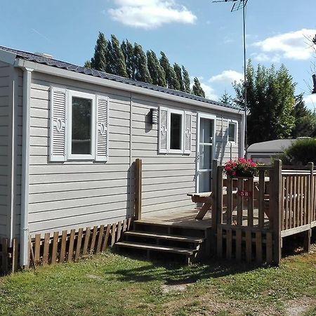 Camping Loisirs Des Groux Mousseaux-sur-Seine Exterior foto