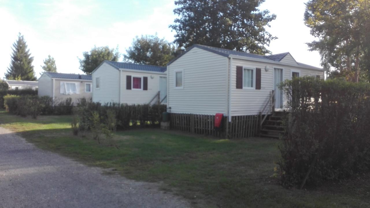 Camping Loisirs Des Groux Mousseaux-sur-Seine Exterior foto