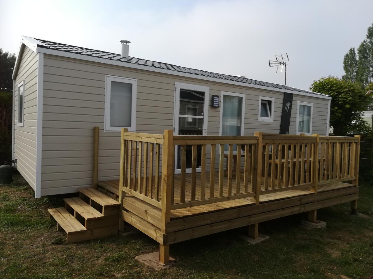 Camping Loisirs Des Groux Mousseaux-sur-Seine Exterior foto