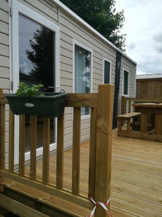 Camping Loisirs Des Groux Mousseaux-sur-Seine Exterior foto