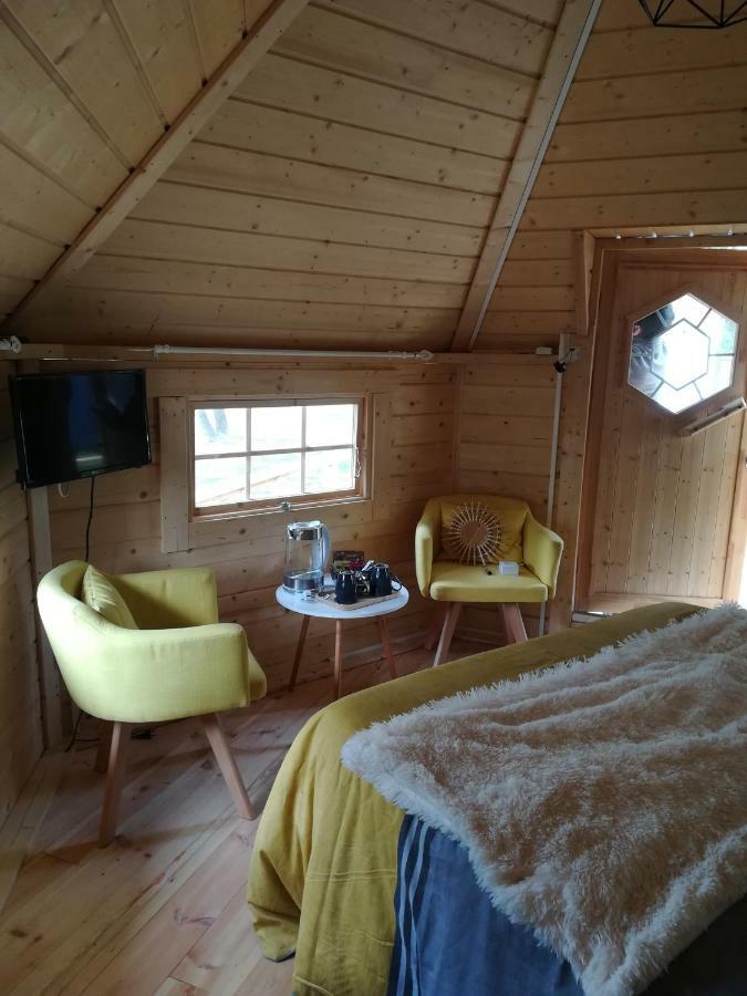 Camping Loisirs Des Groux Mousseaux-sur-Seine Exterior foto