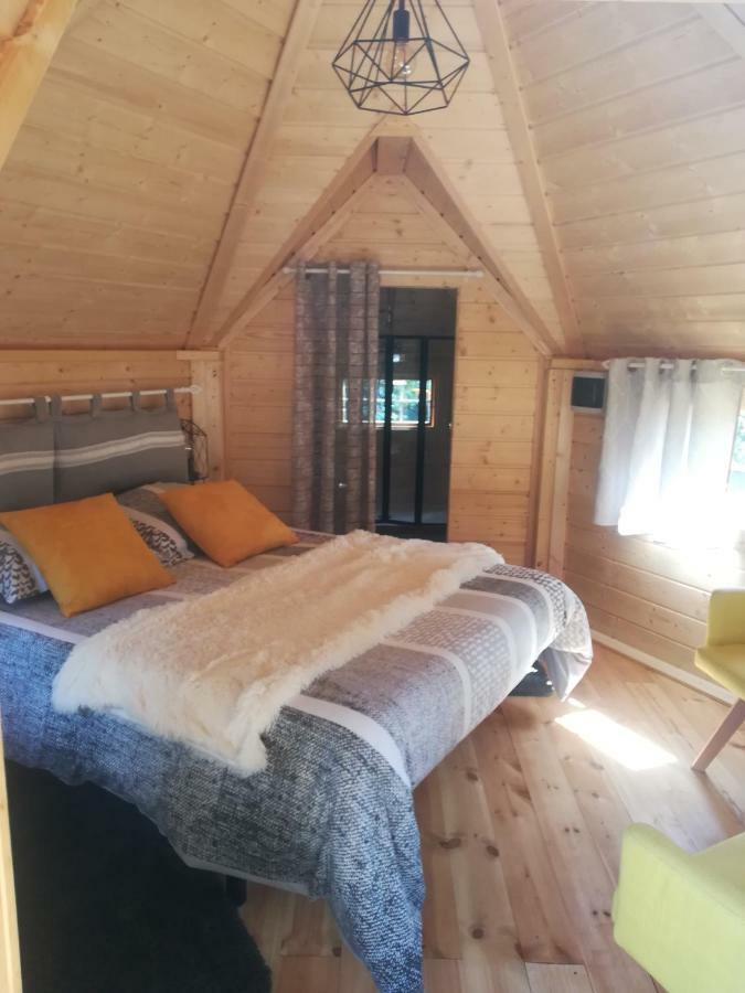 Camping Loisirs Des Groux Mousseaux-sur-Seine Exterior foto